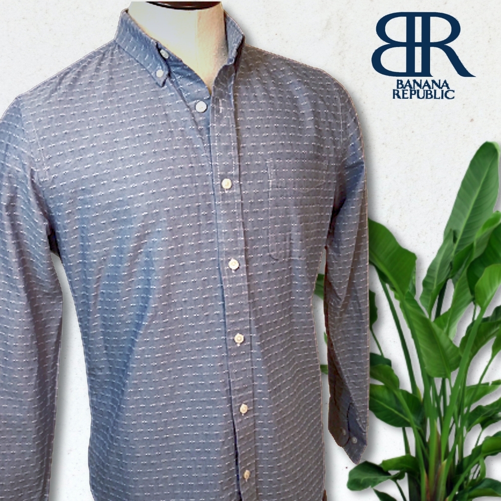 Banana Republic | Textured Longsleeve Blue Button-down Shirt, Men's Medium